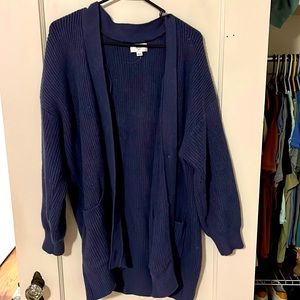 New (without tags) oversized Aerie sweater
